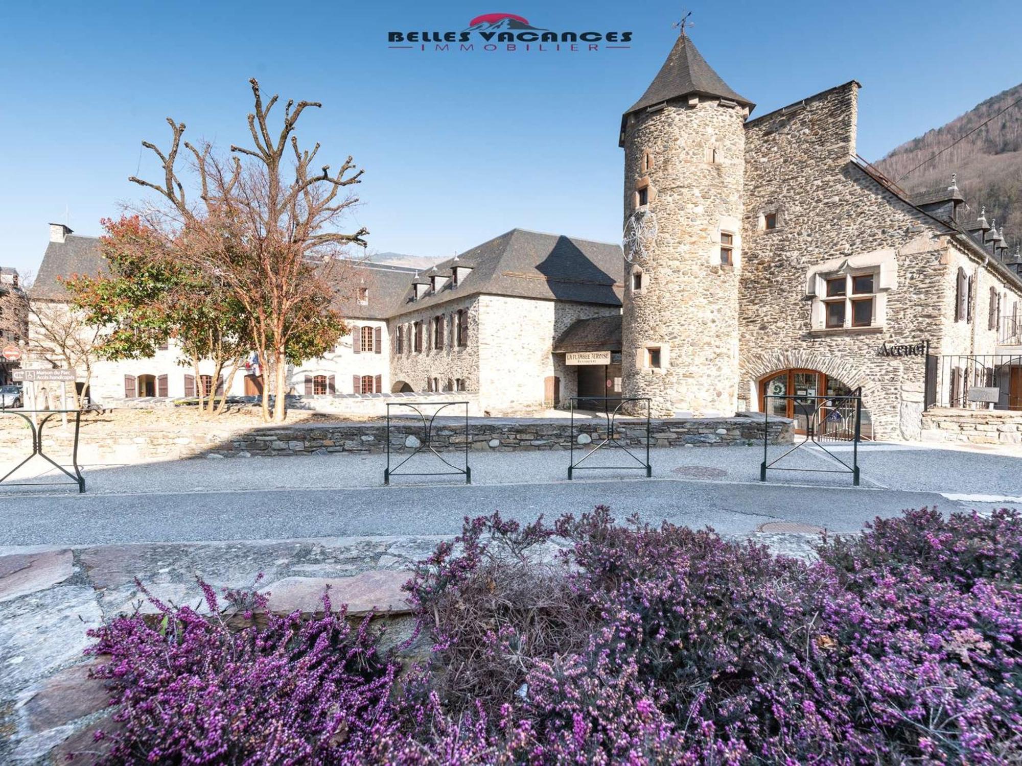 Apartment T3 6 Pers. A St-lary Soulan - Proche Telecabine Et Thermes, Avec Jardin Et Parking Prive - Fr-1-296-125